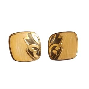 Vintage Earrings Goldtone & Cream Enamel